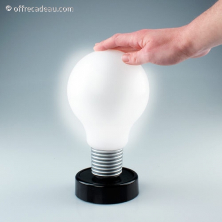 Ampoule LED tactile à pile