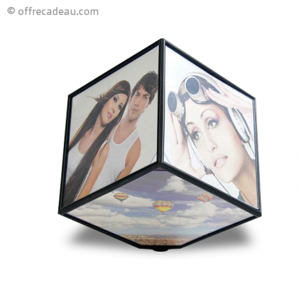 Cube pivotant pour 6 photos 