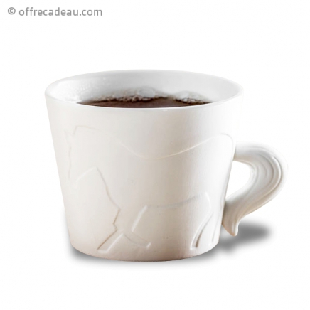 Tasse avec anse queue de cheval