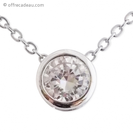 Collier argenté 40 cm et son pendentif gros strass 