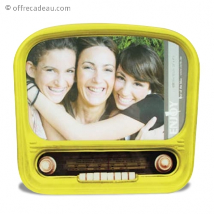 Cadre photo en forme de radio vintage