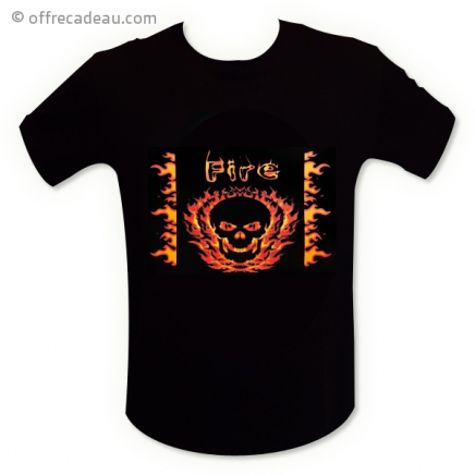 le T-shirt tête de mort en feu LED