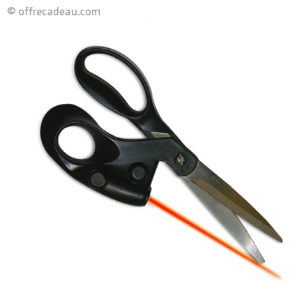 Ciseaux avec laser integré pour une coupe droite